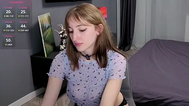 alice_toffee live cam preview