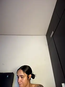 Isabella-Teen webcam