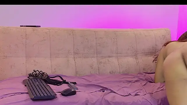 BELLA_TENTATION_CR webcam