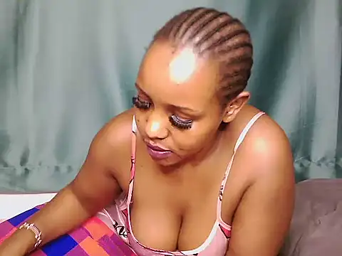 Queen_pretty3 webcam