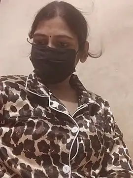 hot_taara