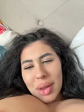 DaianaKimberly webcam