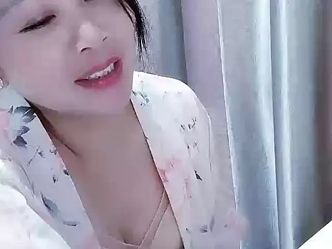 Xiaoxiao-8888 webcam