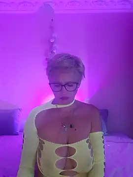 LunaBlaise webcam