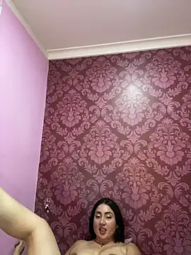 juliana_diaz live cam on StripChat