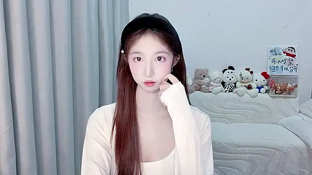 lucky-tt live cam on StripChat