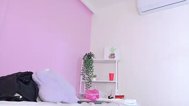 SeleneGibson__ webcam