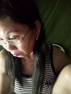 Alisa_x9x webcam