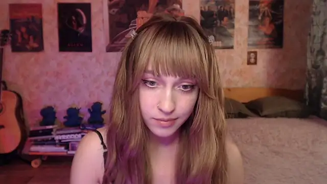 Friendly_Ellie webcam