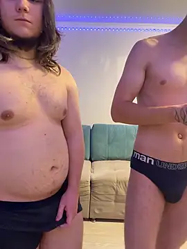 desiredude9 live cam on StripChat