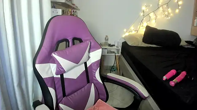 adri_smoke webcam