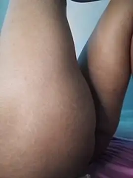BruuhBigBlackGirl webcam