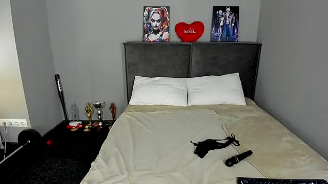 MuscleXXXBarbie webcam