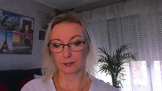vanessa_chat