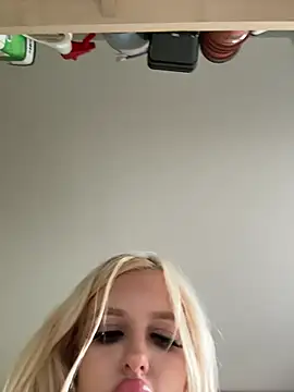 Steffi_Snowbunny webcam
