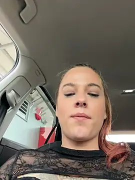 Luna_Lynn
