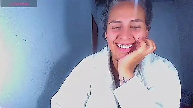 Yessi_rousse webcam