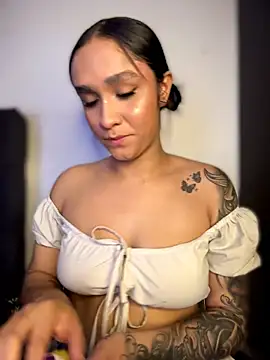 isabella-teen (F teen) - squirt big
