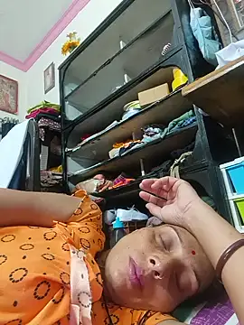Sexy-Suhani2