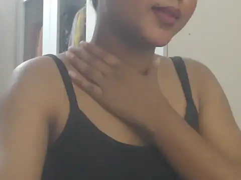 NancyRuvi webcam