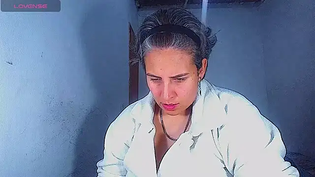 Yessi_rousse webcam