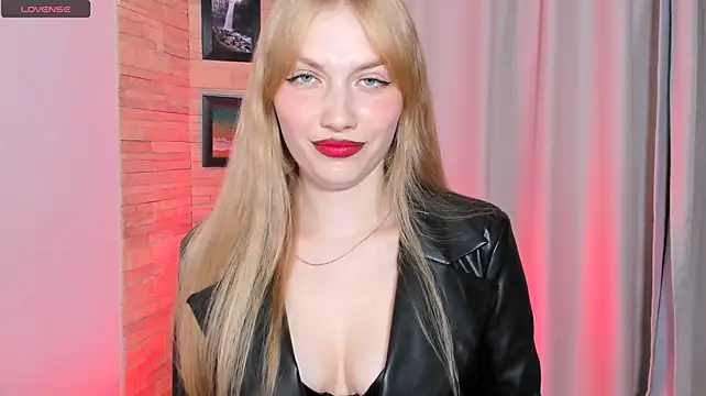 dakotamabs (F young) - to tease with hot saliva