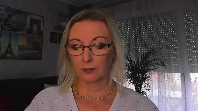 vanessa_chat
