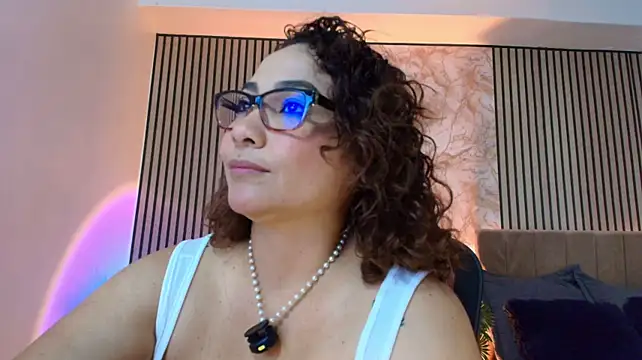 JuliRamirez webcam