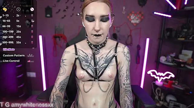 amywhitenessxx 💬 naked cam