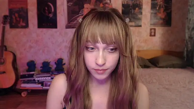 Friendly_Ellie webcam