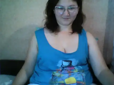 Oliviiaa_Valter live cam on StripChat