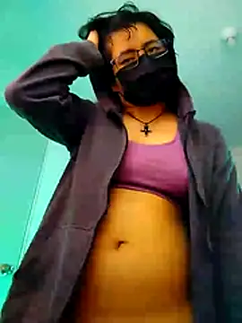 Ftm_Bunny live cam on StripChat