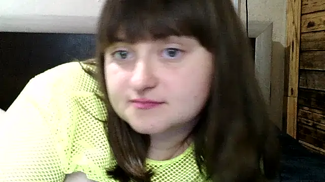LuckyLust15 live cam on StripChat