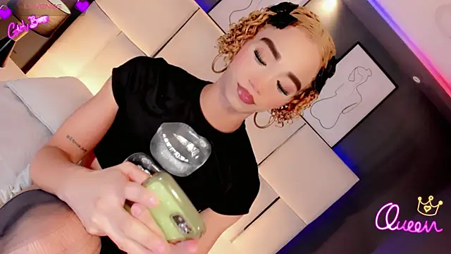 Nauthy_girl