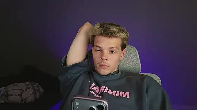 DENIS_HERE