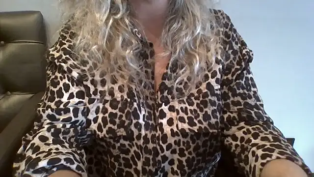 JenniLowen