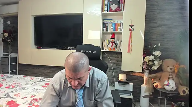 SpartacusDaddy48 webcam