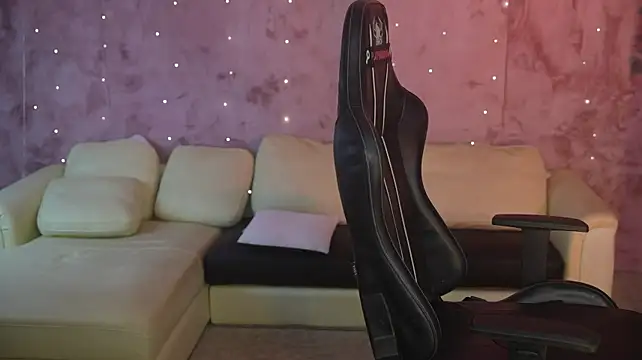 Luna_secretgirl live cam preview