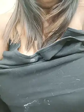 Khushi_dhi_hot