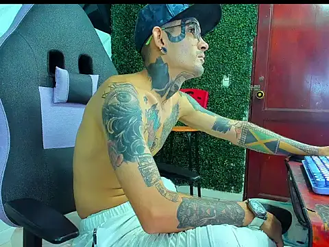 Boy_tatto77 webcam