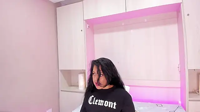 AllieBennet webcam