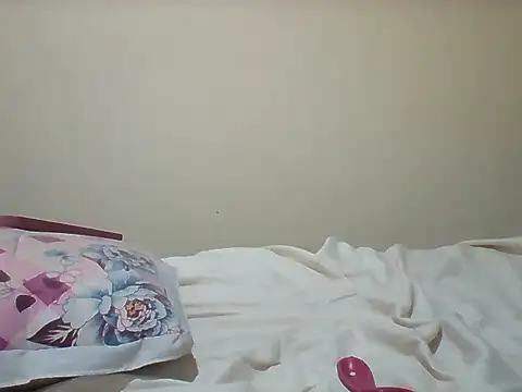 bootyqueen254 (F young) - dancing