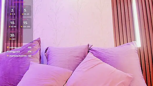 emma_bloomm webcam