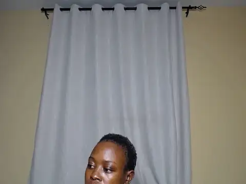 Melaningirly webcam