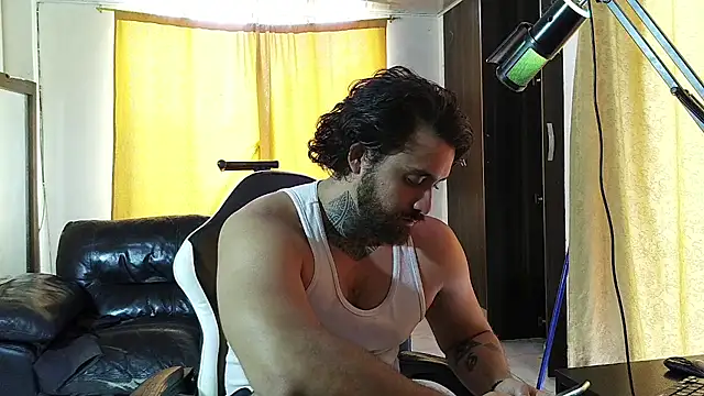 aronmiller404