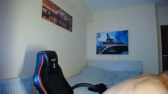 amydamarw (Ask my age) - cum