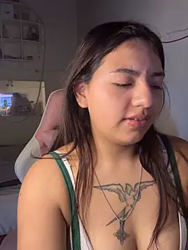 venus_aura (F young) - show my boobs + control lush 2min