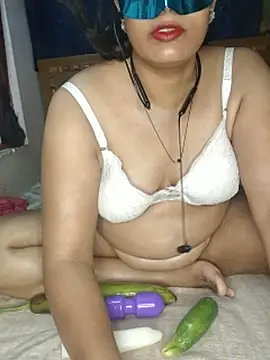 Hot_Darling001