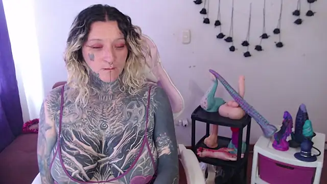 sloppytitss (F milf) - pumped more my pussy