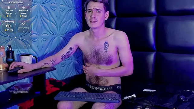 MikeSlav3 live sex cam